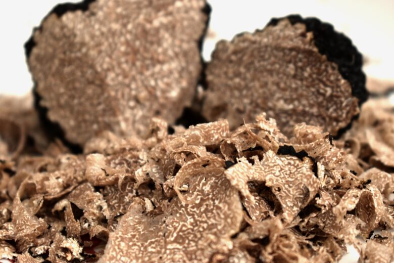 fresh-truffles-4539044_1920